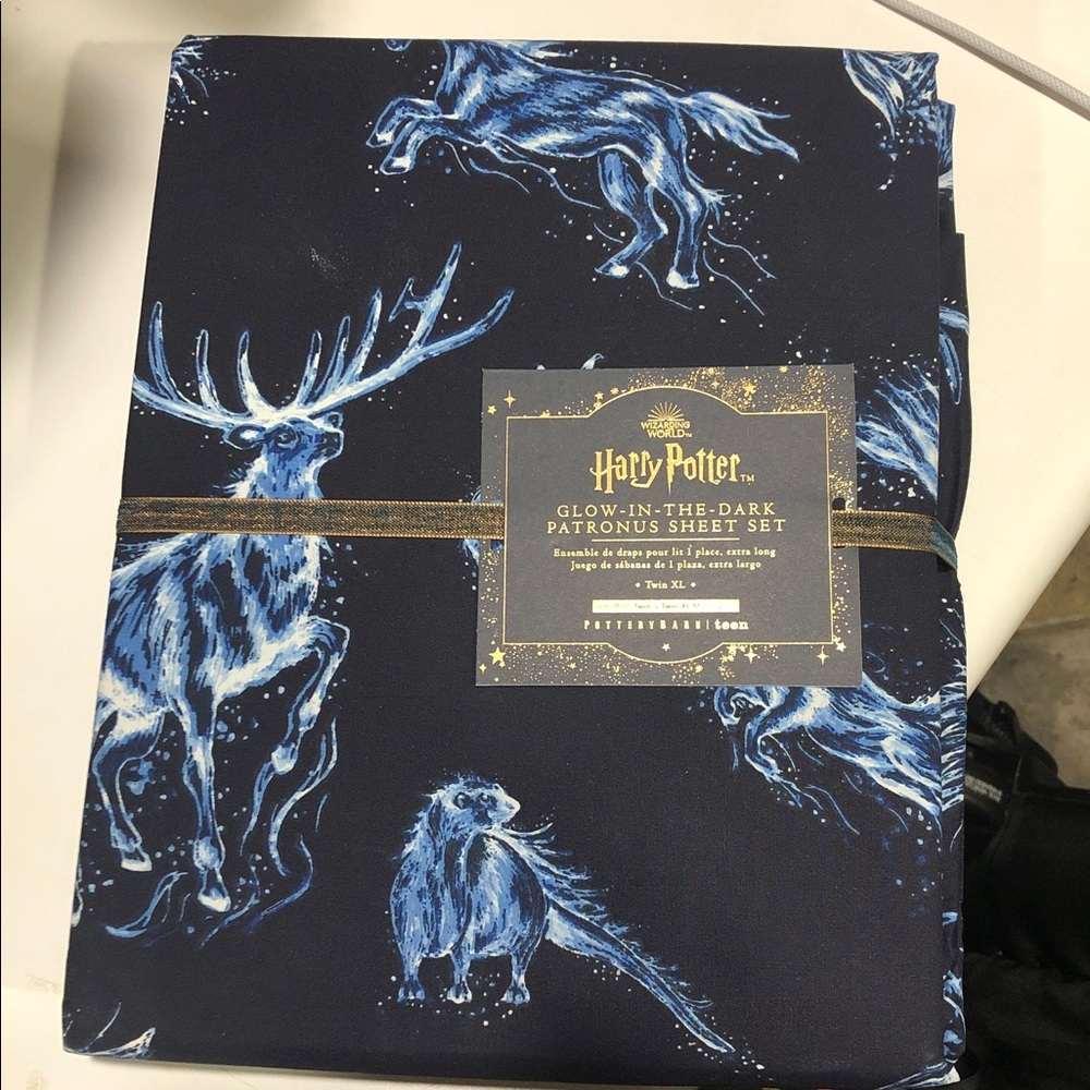 Pottery Barn Harry Potter Patronus Sheet Set Twin / Twin XL NEW